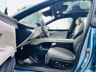 Deepal L07 2024 купить из Китая, цена 2 914 000 ₽ — Suifenhe Auto