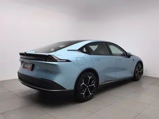 Deepal L07 2024 купить из Китая, цена 2 927 000 ₽ — Suifenhe Auto