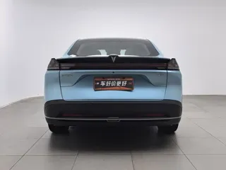 Deepal L07 2024 купить из Китая, цена 2 927 000 ₽ — Suifenhe Auto