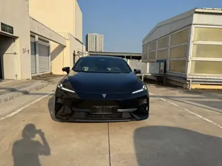 Deepal L07 2025 купить из Китая, цена 3 677 000 ₽ — Suifenhe Auto