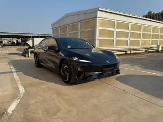 Deepal L07 2025 купить из Китая, цена 3 677 000 ₽ — Suifenhe Auto