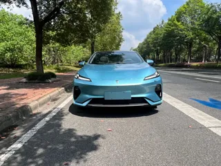 Deepal L07 2024 купить из Китая, цена 2 685 000 ₽ — Suifenhe Auto
