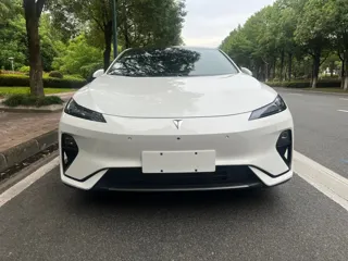 Deepal L07 2024 купить из Китая, цена 3 030 000 ₽ — Suifenhe Auto
