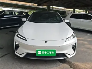 Deepal L07 2025 купить из Китая, цена 3 648 000 ₽ — Suifenhe Auto