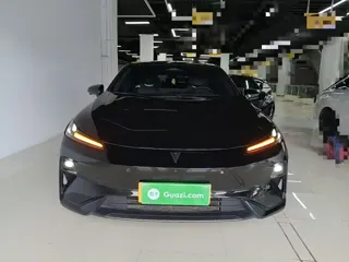 Deepal L07 2025 купить из Китая, цена 3 046 000 ₽ — Suifenhe Auto