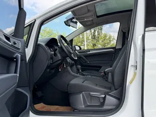 Volkswagen Golf Sportsvan 2019 купить из Китая, цена 1 533 000 ₽ — Suifenhe Auto