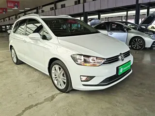 Volkswagen Golf Sportsvan 2018 купить из Китая, цена 1 450 000 ₽ — Suifenhe Auto