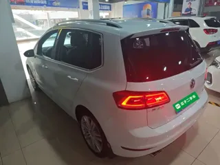 Volkswagen Golf Sportsvan 2019 купить из Китая, цена 1 539 000 ₽ — Suifenhe Auto
