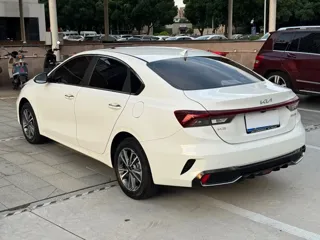 Kia K3 2024 купить из Китая, цена 1 707 000 ₽ — Suifenhe Auto