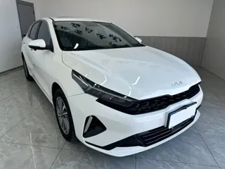 Kia K3 2023 купить из Китая, цена 1 796 000 ₽ — Suifenhe Auto