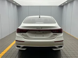 Kia K3 2022 купить из Китая, цена 1 449 000 ₽ — Suifenhe Auto