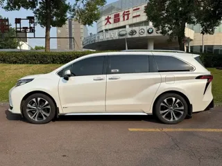 Toyota Granvia 2024 купить из Китая, цена 7 389 000 ₽ — Suifenhe Auto