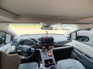 Toyota Granvia 2025 купить из Китая, цена 6 951 000 ₽ — Suifenhe Auto