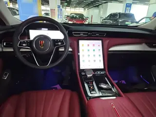 Hongqi H5 PHEV 2026 купить из Китая, цена 3 902 000 ₽ — Suifenhe Auto