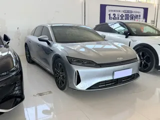 Chery Fengyun A9L 2025 купить из Китая, цена 3 575 000 ₽ — Suifenhe Auto