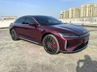 Chery Fengyun A9L 2025 купить из Китая, цена 4 886 000 ₽ — Suifenhe Auto