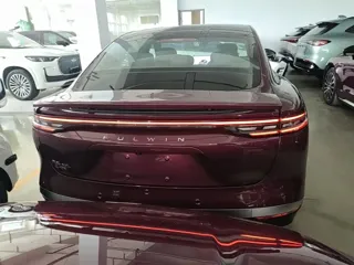 Chery Fengyun A9L 2025 купить из Китая, цена 4 872 000 ₽ — Suifenhe Auto