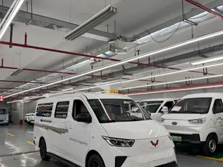 Wuling Yangguang 2026 купить из Китая, цена 1 882 000 ₽ — Suifenhe Auto