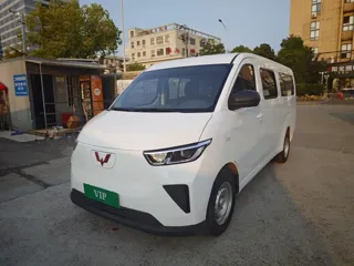 Wuling Yangguang 2024 купить из Китая, цена 1 347 000 ₽ — Suifenhe Auto