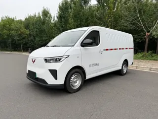 Wuling Yangguang 2026 купить из Китая, цена 1 565 000 ₽ — Suifenhe Auto