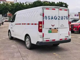Wuling Yangguang 2024 купить из Китая, цена 1 365 000 ₽ — Suifenhe Auto