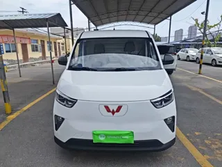 Wuling Yangguang 2025 купить из Китая, цена 1 563 000 ₽ — Suifenhe Auto