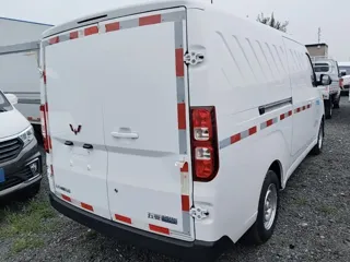 Wuling Yangguang 2026 купить из Китая, цена 1 703 000 ₽ — Suifenhe Auto