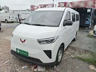 Wuling Yangguang 2025 купить из Китая, цена 1 479 000 ₽ — Suifenhe Auto