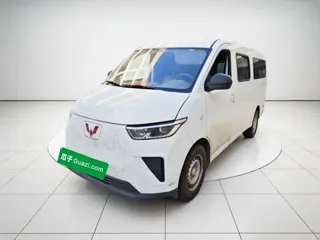 Wuling Yangguang 2025