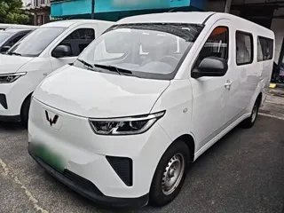 Wuling Yangguang 2025 купить из Китая, цена 1 476 000 ₽ — Suifenhe Auto