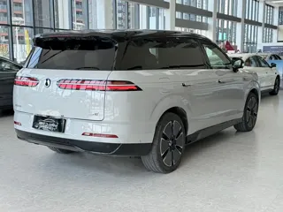 Denza N8 2025 купить из Китая, цена 8 511 000 ₽ — Suifenhe Auto