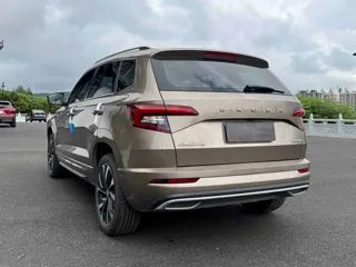 Skoda Karoq 2022 купить из Китая, цена 2 221 000 ₽ — Suifenhe Auto