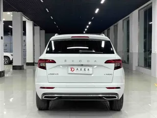 Skoda Karoq 2023 купить из Китая, цена 2 470 000 ₽ — Suifenhe Auto