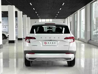 Skoda Karoq 2021 купить из Китая, цена 1 854 000 ₽ — Suifenhe Auto