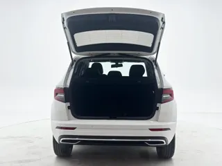 Skoda Karoq 2023 купить из Китая, цена 2 016 000 ₽ — Suifenhe Auto