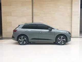 Audi Q4 e-tron 2023 купить из Китая, цена 4 363 000 ₽ — Suifenhe Auto