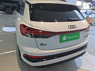 Audi Q4 e-tron 2024 купить из Китая, цена 4 696 000 ₽ — Suifenhe Auto
