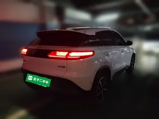 XPeng G3 2019 купить из Китая, цена 2 918 000 ₽ — Suifenhe Auto