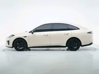 Aion RT 2024 купить из Китая, цена 2 915 000 ₽ — Suifenhe Auto