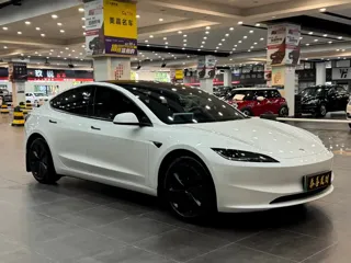 Tesla Model 3 2024 купить из Китая, цена 4 953 000 ₽ — Suifenhe Auto
