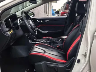 Venucia D60 2018 купить из Китая, цена 1 164 000 ₽ — Suifenhe Auto