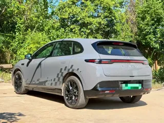 Leapmotor Lafa5 2025 купить из Китая, цена 3 023 000 ₽ — Suifenhe Auto