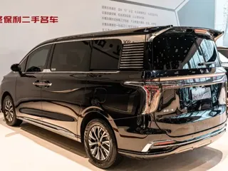 Hongqi HQ9 PHEV 2025 купить из Китая, цена 5 317 000 ₽ — Suifenhe Auto