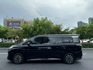 Hongqi HQ9 PHEV 2024 купить из Китая, цена 5 494 000 ₽ — Suifenhe Auto