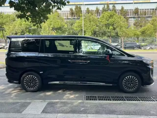 Hongqi HQ9 PHEV 2026 купить из Китая, цена 7 060 000 ₽ — Suifenhe Auto