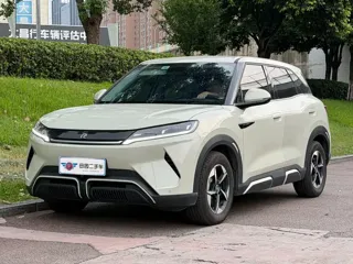 BYD Yuan UP 2025 купить из Китая, цена 2 603 000 ₽ — Suifenhe Auto