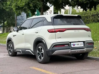 BYD Yuan UP 2025 купить из Китая, цена 2 603 000 ₽ — Suifenhe Auto