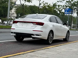 Kia K3 2022 купить из Китая, цена 1 553 000 ₽ — Suifenhe Auto