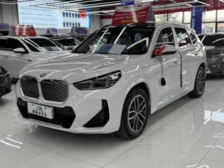 BMW iX1 2026