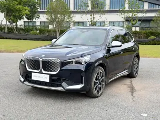 BMW iX1 2023